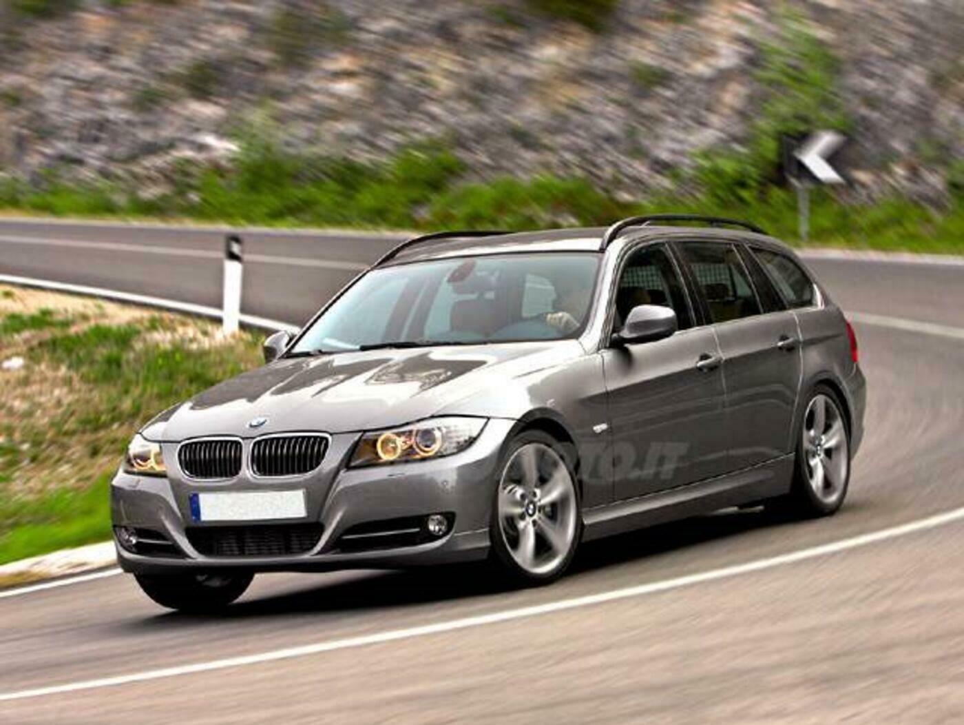 PARAURTI BMW SERIE 3 E90 E91 CON FORI LAVAFARI E PRIMER ANTERIORE DA 2009 A 2011